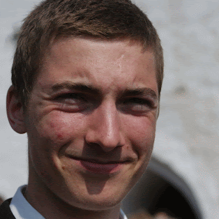 Deltage i din ceremoni